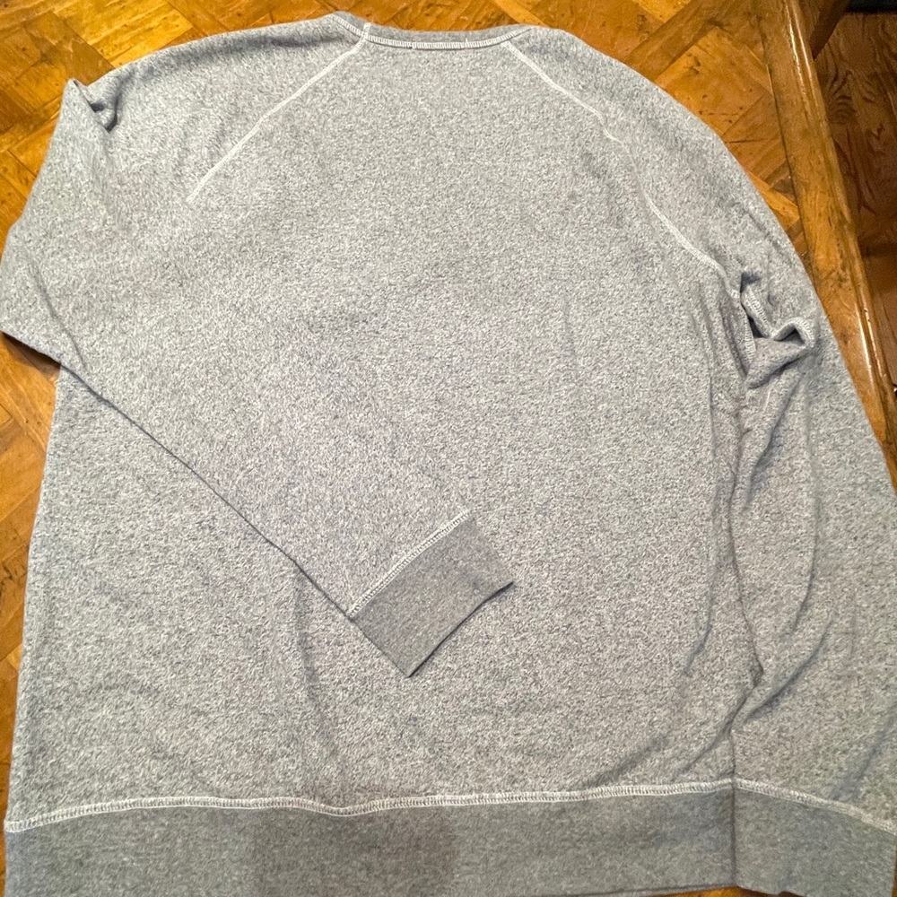 Junk Food Clothing Philadelphia Eagles Gray Crewneck Sweatshirt - Picture 3 of 3